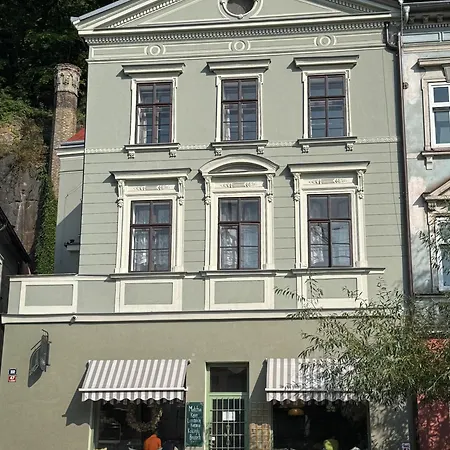 Kytky Pod Kominem 3*